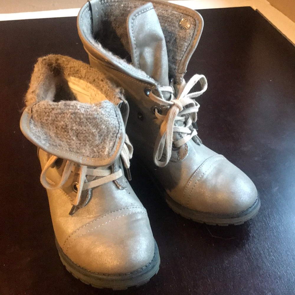 Rocky boots
